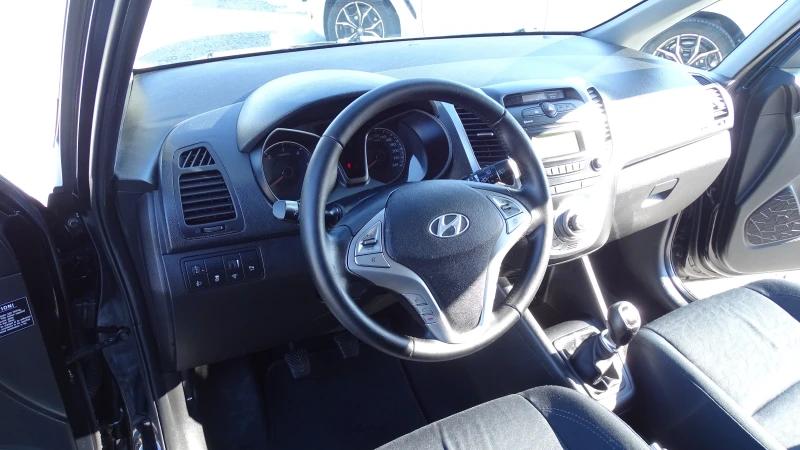 Hyundai Ix20 1.4CRDi, снимка 14 - Автомобили и джипове - 48715570