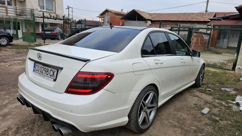 Mercedes-Benz C 200, снимка 8 - Автомобили и джипове - 49274285