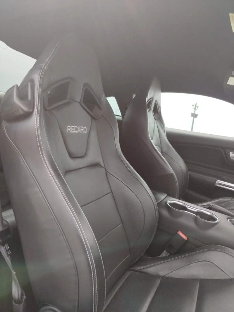 Ford Mustang GT Premium Performance package , снимка 10 - Автомобили и джипове - 49623478