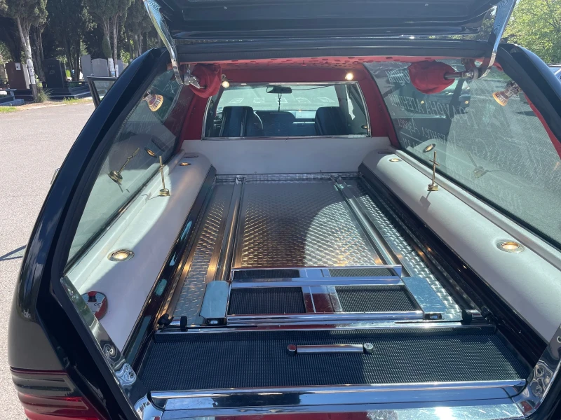 Mercedes-Benz E 270 CDI, снимка 9 - Автомобили и джипове - 52220061