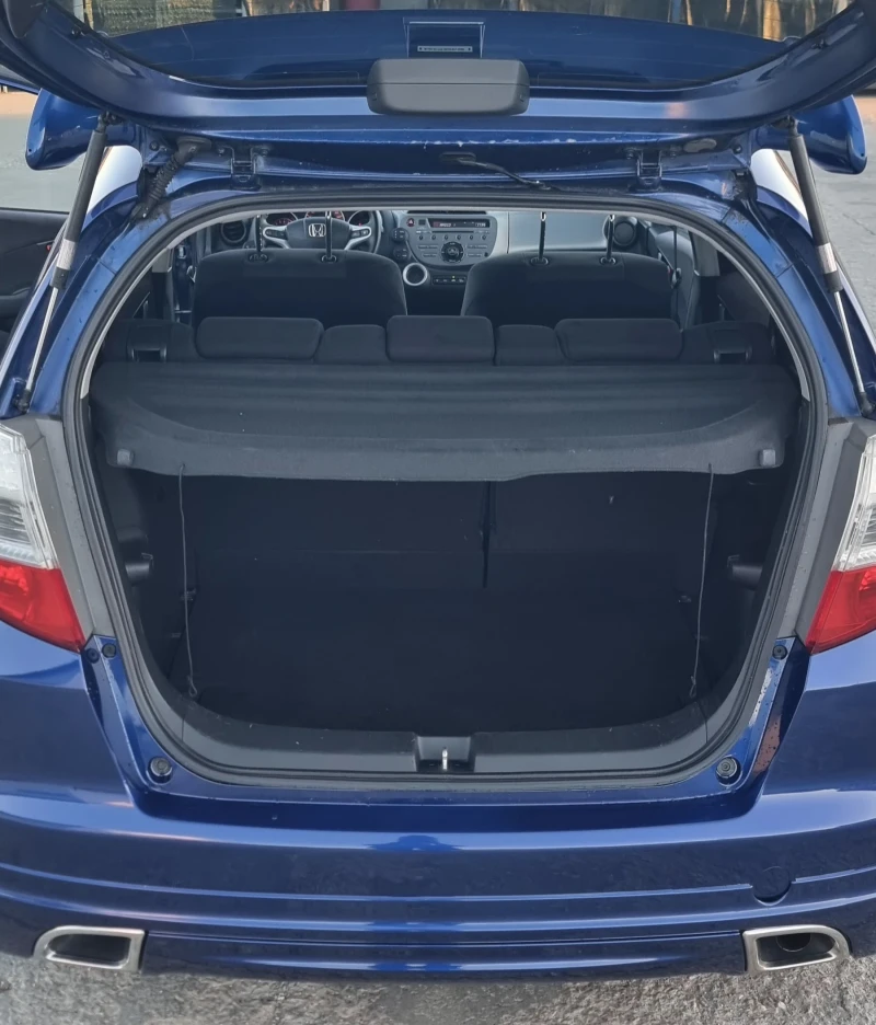 Honda Jazz 1.4i 99к.с. Face-lift  Швейцария , снимка 13 - Автомобили и джипове - 51603339