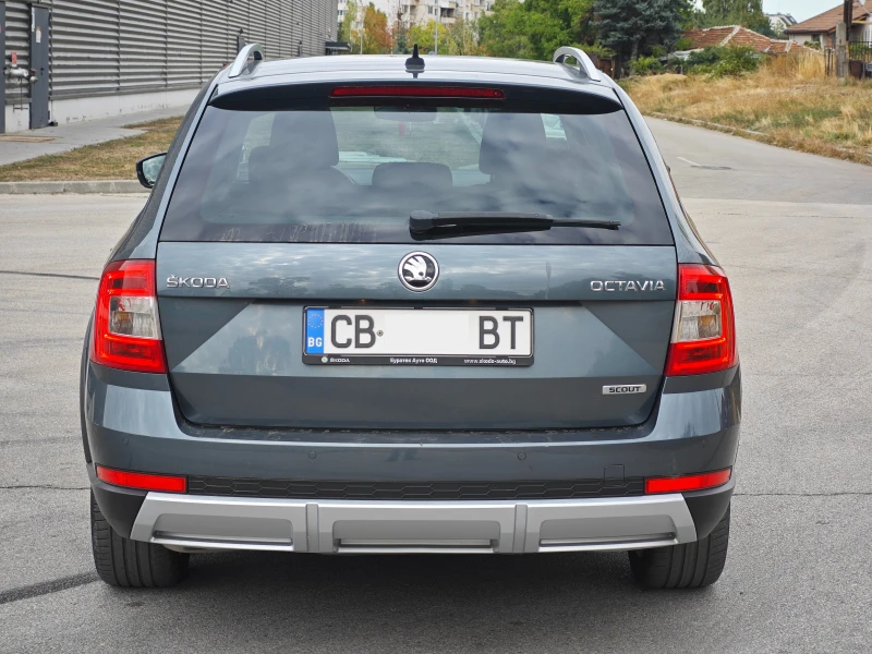 Skoda Octavia SCOUT 2.0TDI/4х4/6DSG, снимка 6 - Автомобили и джипове - 51992408