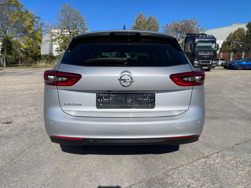 Opel Insignia SPORTS TOURER/NAVI/FULL/УНИКАТ, снимка 6 - Автомобили и джипове - 52120310