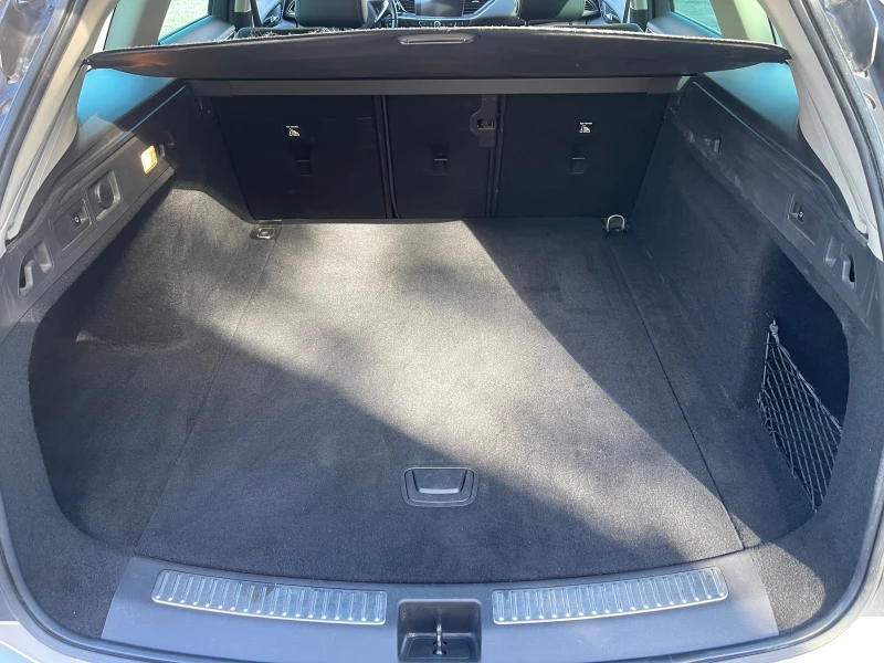 Opel Insignia SPORTS TOURER/NAVI/FULL/УНИКАТ, снимка 12 - Автомобили и джипове - 52120310