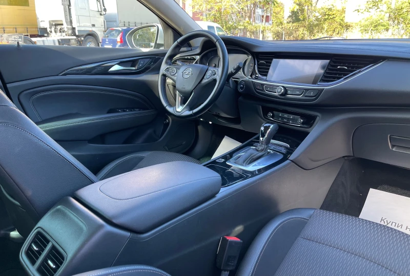 Opel Insignia SPORTS TOURER/NAVI/FULL/УНИКАТ, снимка 14 - Автомобили и джипове - 52120310