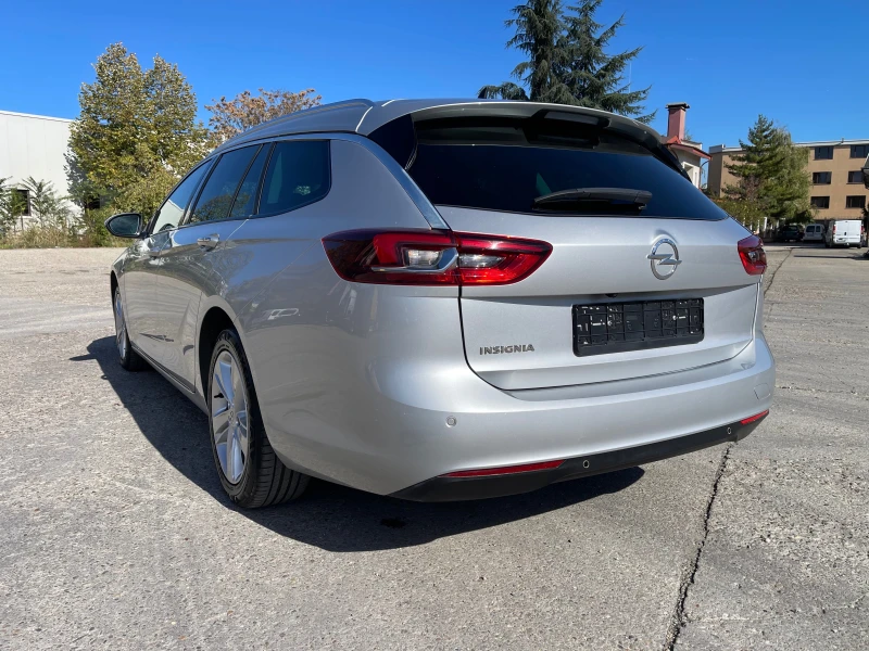 Opel Insignia SPORTS TOURER/NAVI/FULL/УНИКАТ, снимка 5 - Автомобили и джипове - 52120310