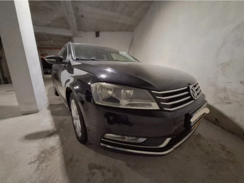 VW Passat Variant 2.0 TDI, снимка 2 - Автомобили и джипове - 52594302