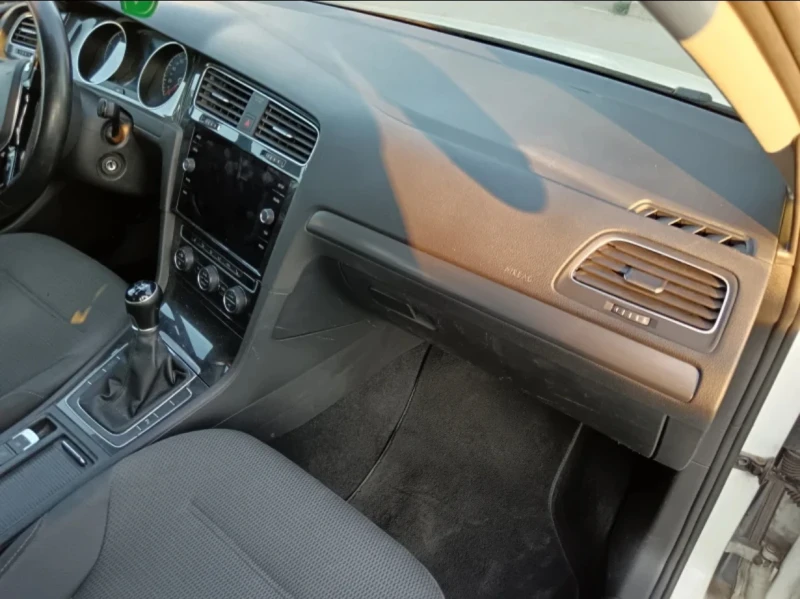 VW Golf TSI 1.6, снимка 9 - Автомобили и джипове - 52595024