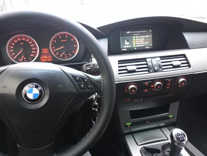 BMW 523 523i, снимка 13 - Автомобили и джипове - 52680006