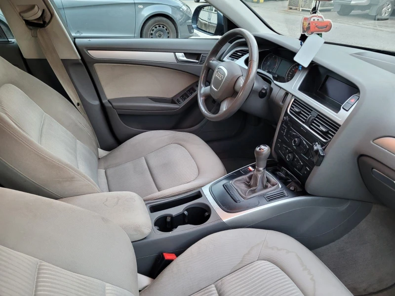 Audi A4 2.0 TDI, снимка 2 - Автомобили и джипове - 53036975