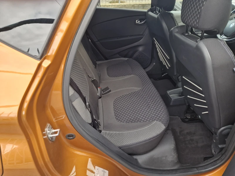 Renault Captur 1.3TCe-2019г-110хил.км, снимка 13 - Автомобили и джипове - 53124039