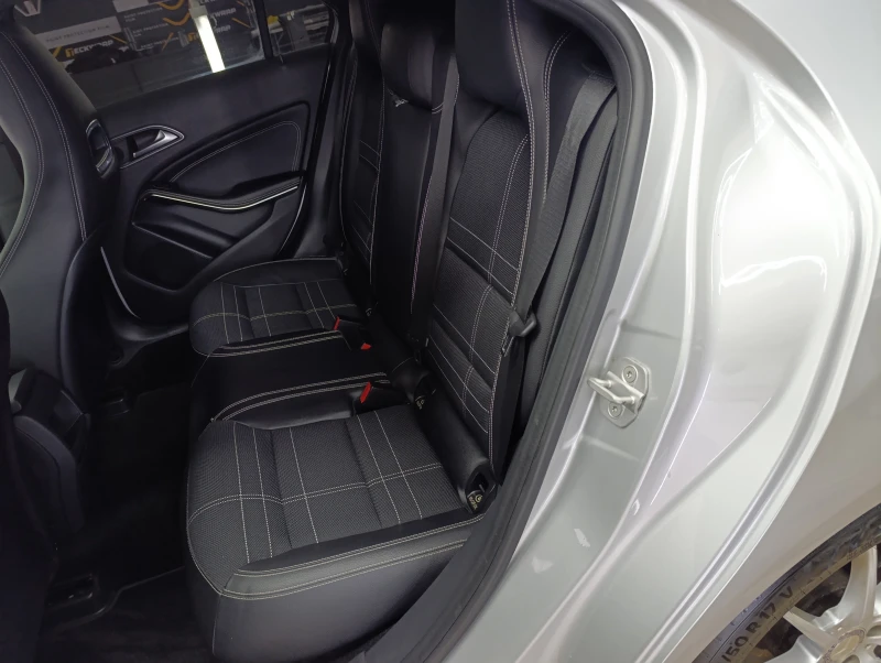 Mercedes-Benz A 180 1.6i 122k.c., снимка 8 - Автомобили и джипове - 53191380