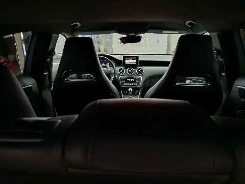 Mercedes-Benz A 180 1.6i 122k.c., снимка 13 - Автомобили и джипове - 53191380