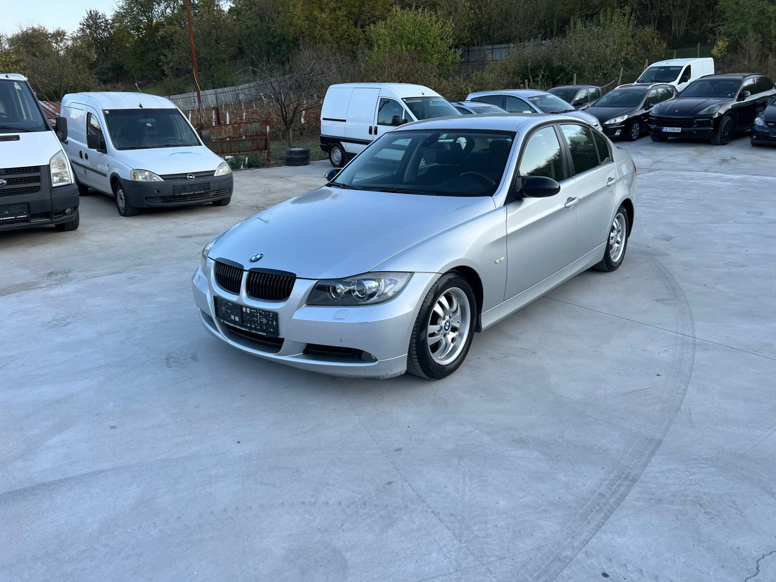 BMW 318 E90 - [1] 