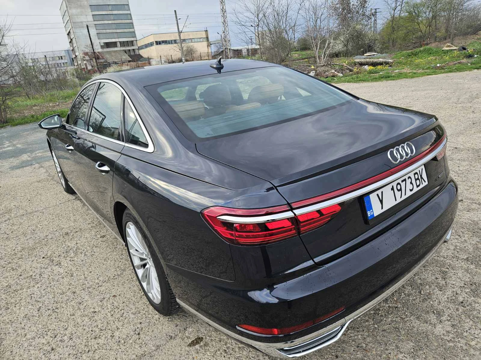 Audi A8 55TFSI - изображение 10