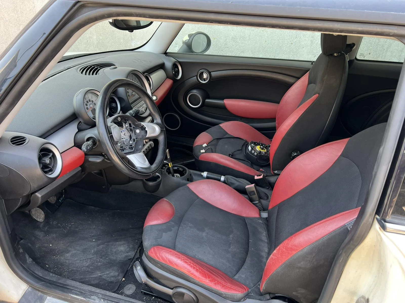 Mini Cooper 1.6d - изображение 4
