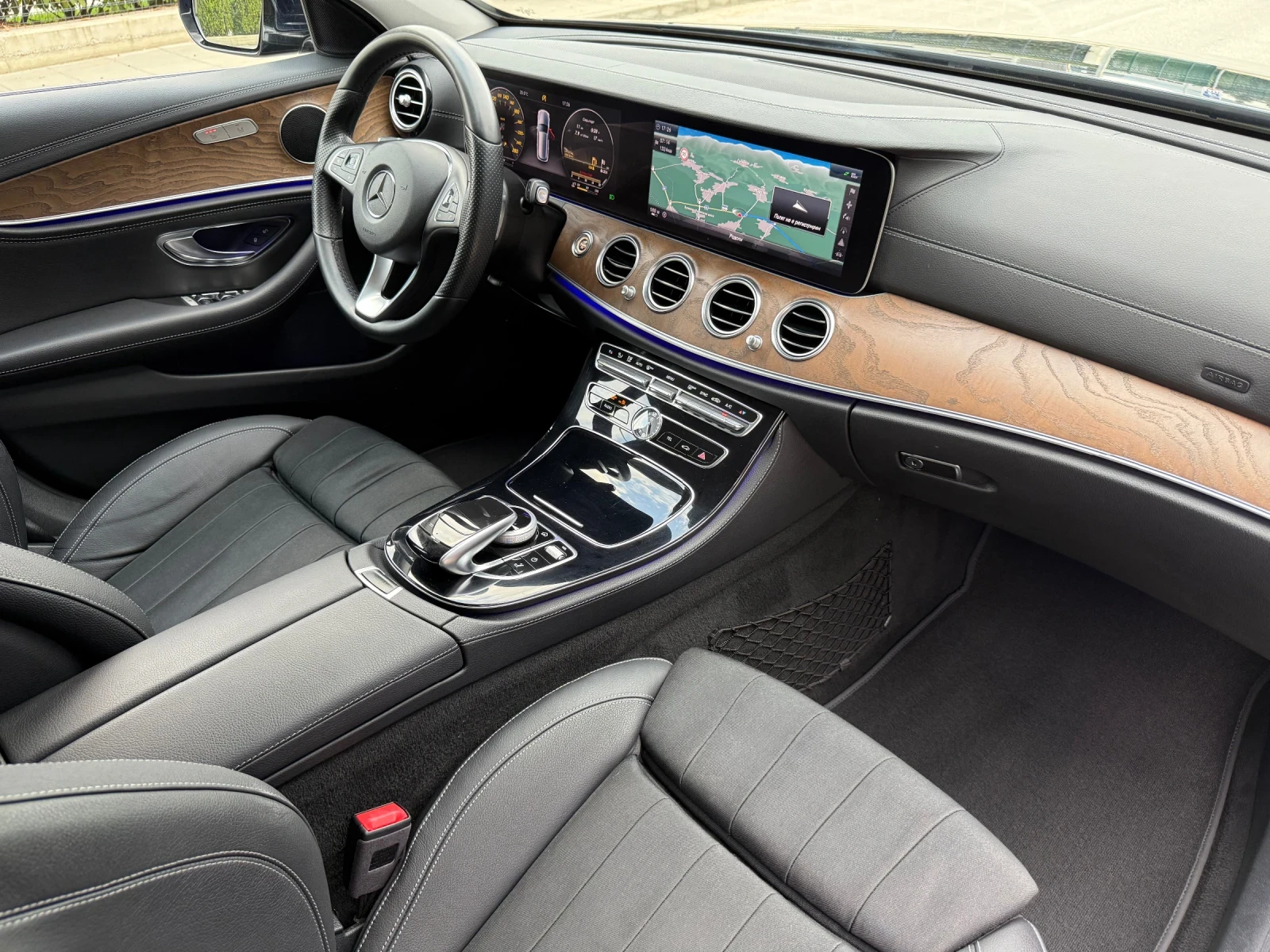 Mercedes-Benz E 220 ALL-TERRAIN/DIGITAL/4MATIC/HEAD-UP/ПОДГРЕВ/ИСТОРИЯ - изображение 8