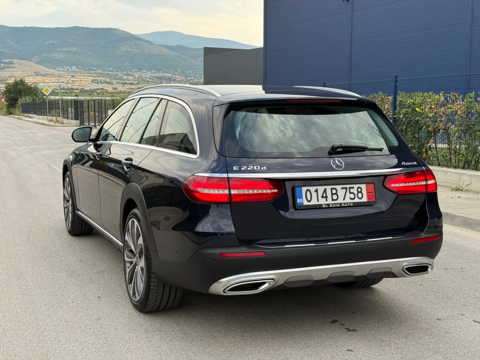 Mercedes-Benz E 220 ALL-TERRAIN/DIGITAL/4MATIC/HEAD-UP/ПОДГРЕВ/ИСТОРИЯ - изображение 3
