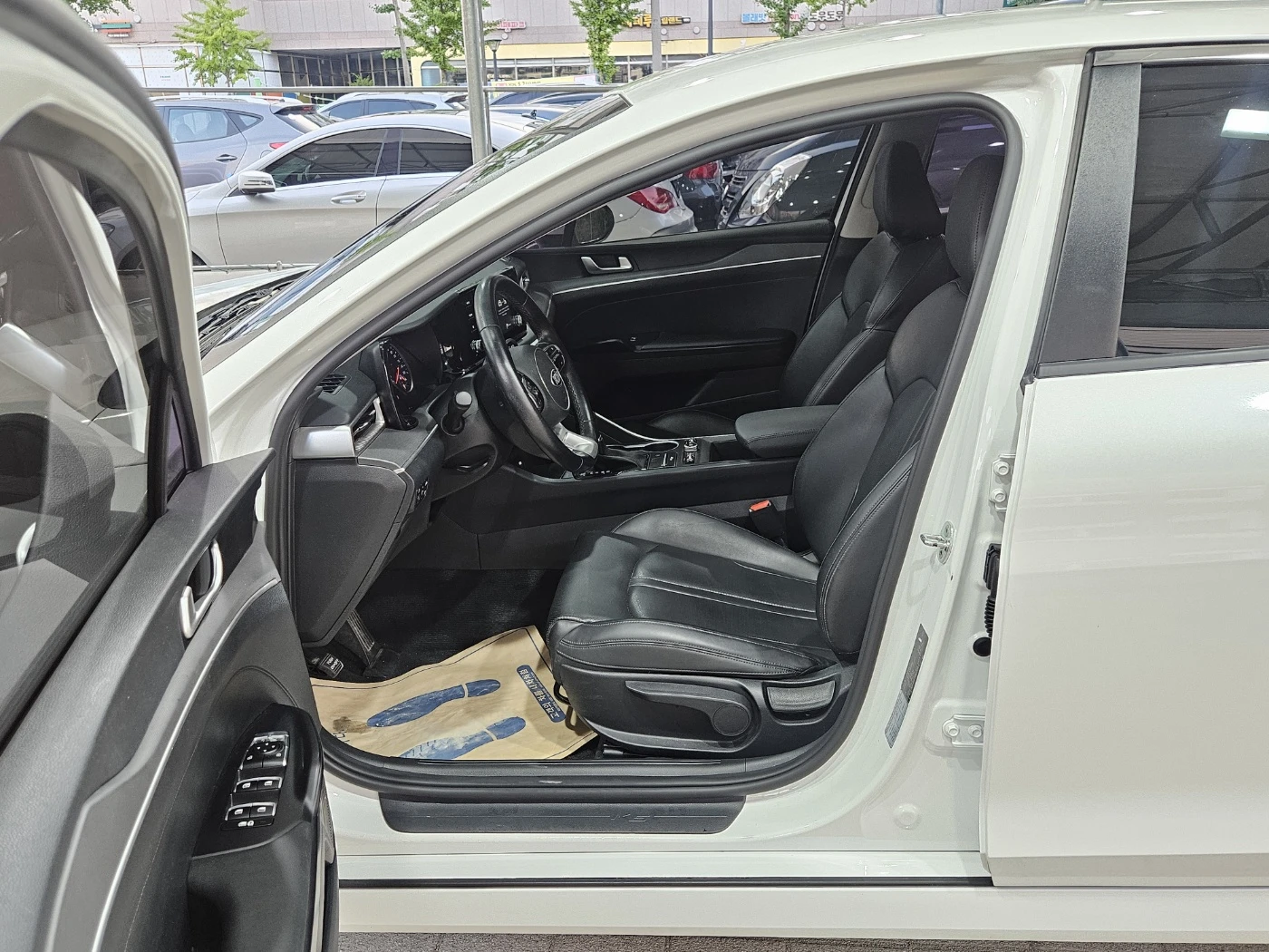 Kia K5 Kia K5 Коал с Гаранция и реални км. Лизинг и Серви - изображение 9