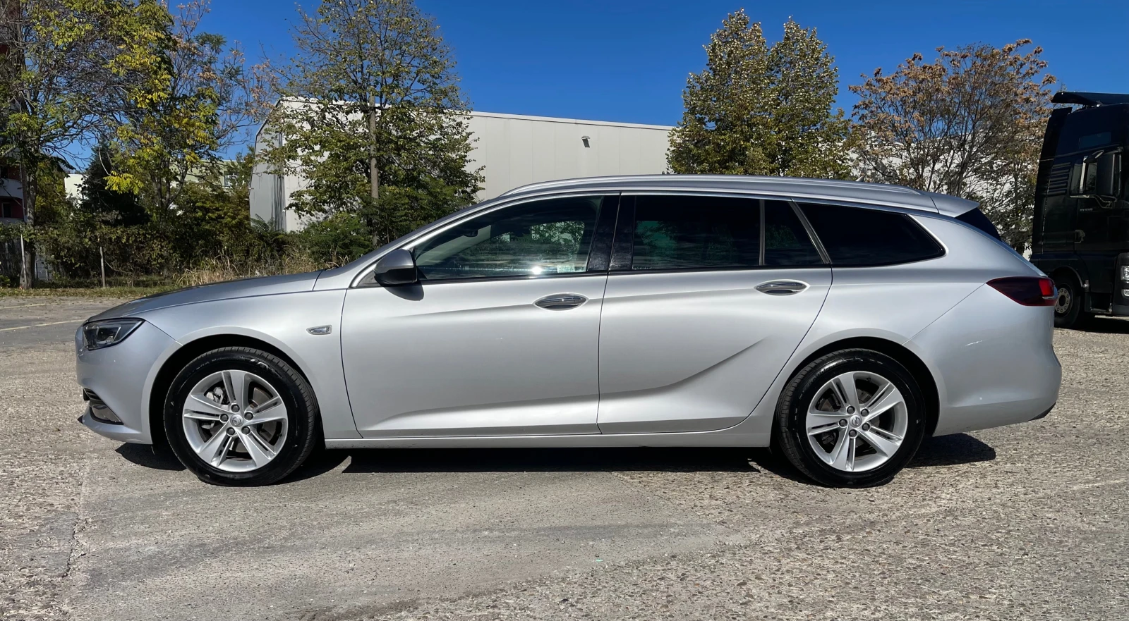 Opel Insignia SPORTS TOURER/NAVI/FULL/УНИКАТ - изображение 4