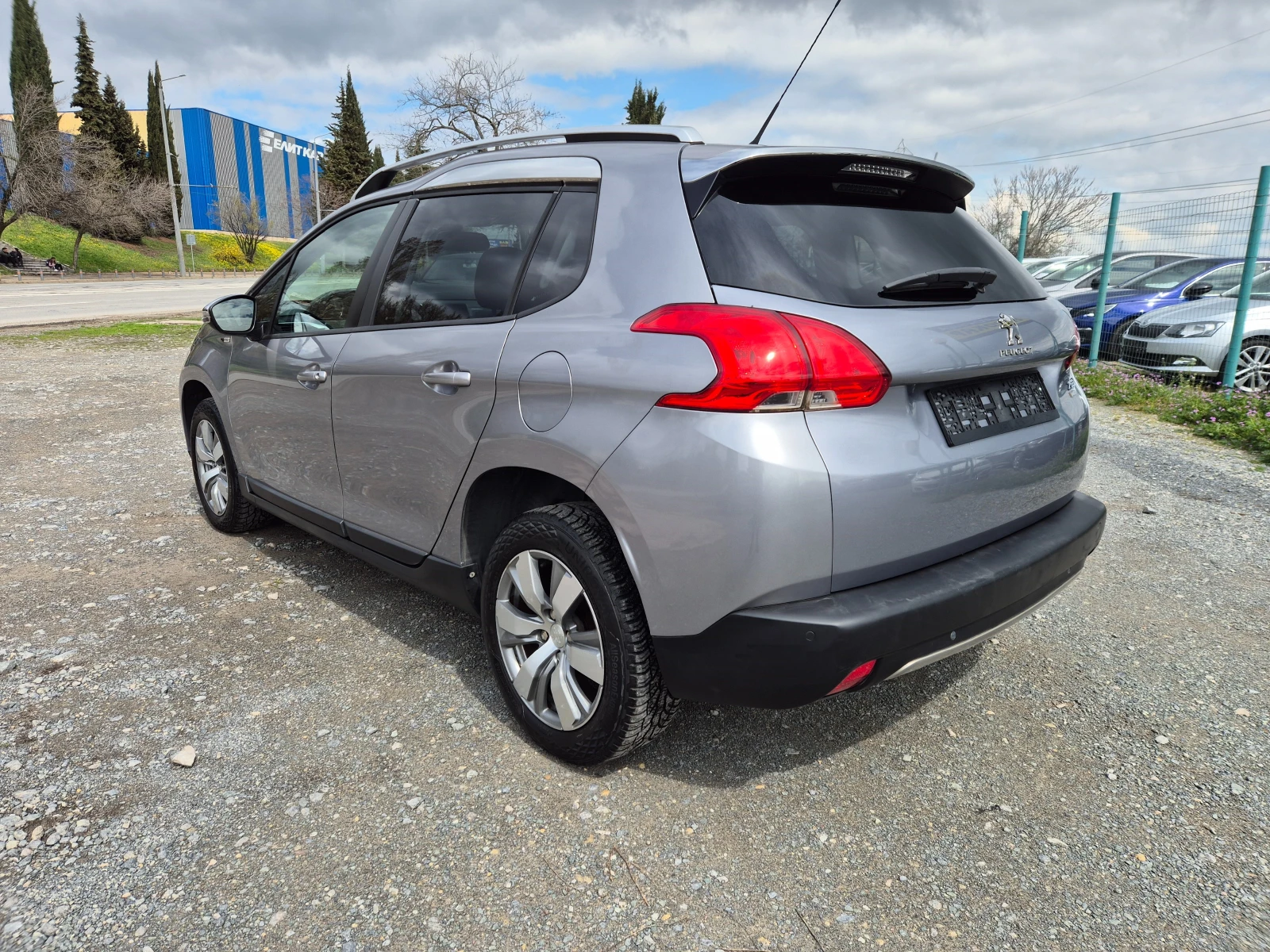 Peugeot 2008 1.6 HDI 93k.c, снимка 3 - Автомобили и джипове - 53112072