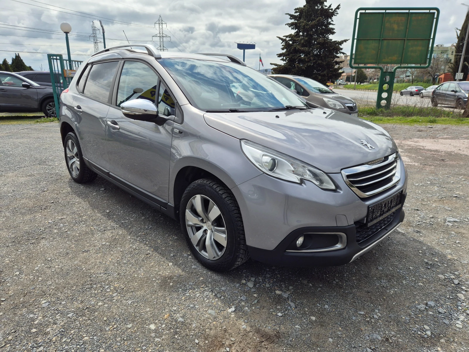 Peugeot 2008 1.6 HDI 93k.c, снимка 7 - Автомобили и джипове - 53112072