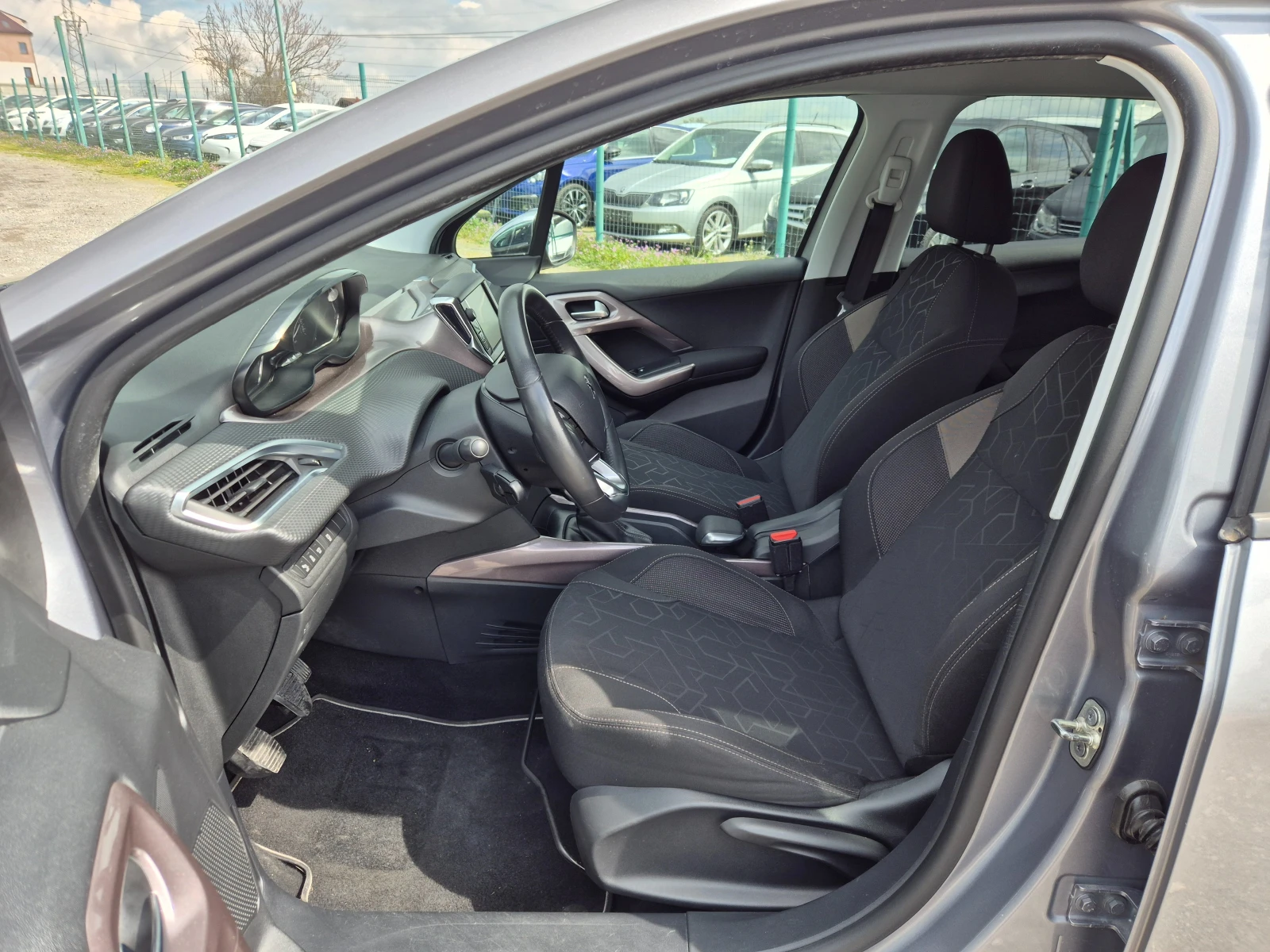 Peugeot 2008 1.6 HDI 93k.c, снимка 13 - Автомобили и джипове - 53112072