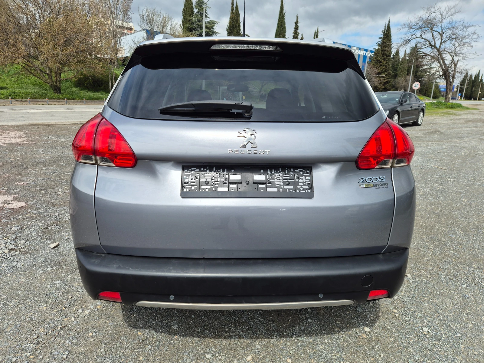 Peugeot 2008 1.6 HDI 93k.c, снимка 4 - Автомобили и джипове - 53112072