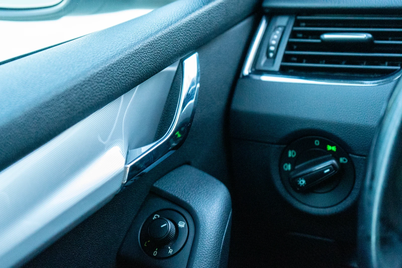 Skoda Octavia 2.0 TDI 4x4 | Mobile.bg � ����������� 12