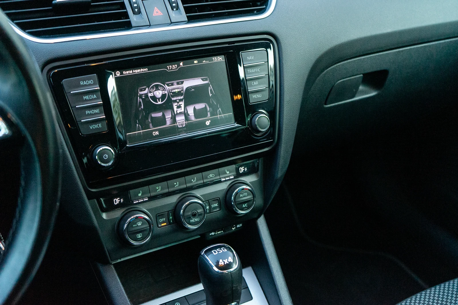 Skoda Octavia 2.0 TDI 4x4 | Mobile.bg � ����������� 11