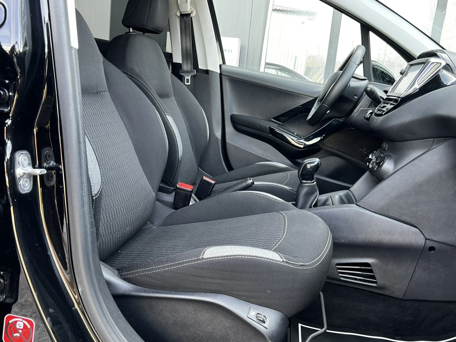 Peugeot 208 | Mobile.bg � ����������� 17
