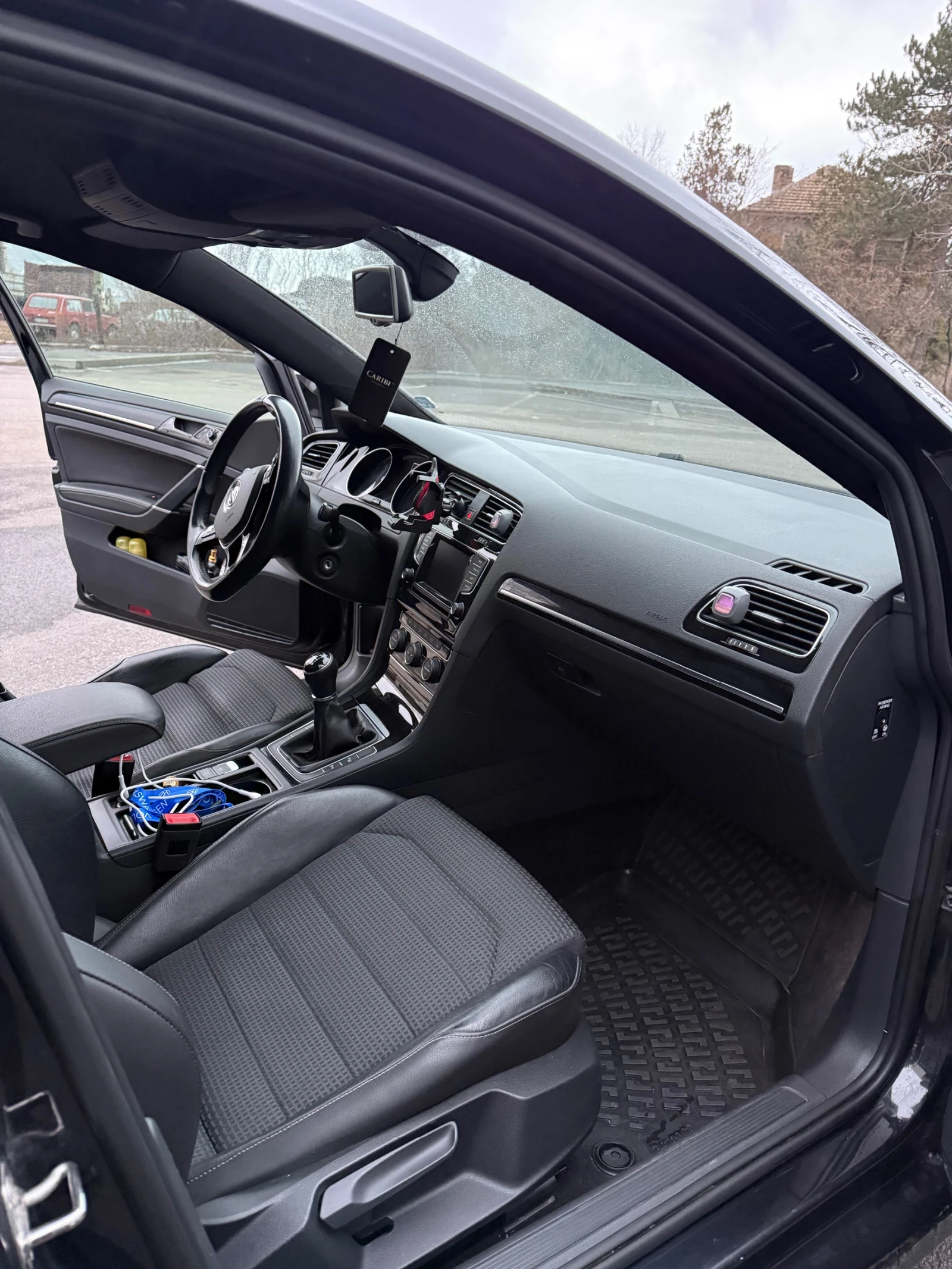 VW Golf, снимка 6 - Автомобили и джипове - 53938332