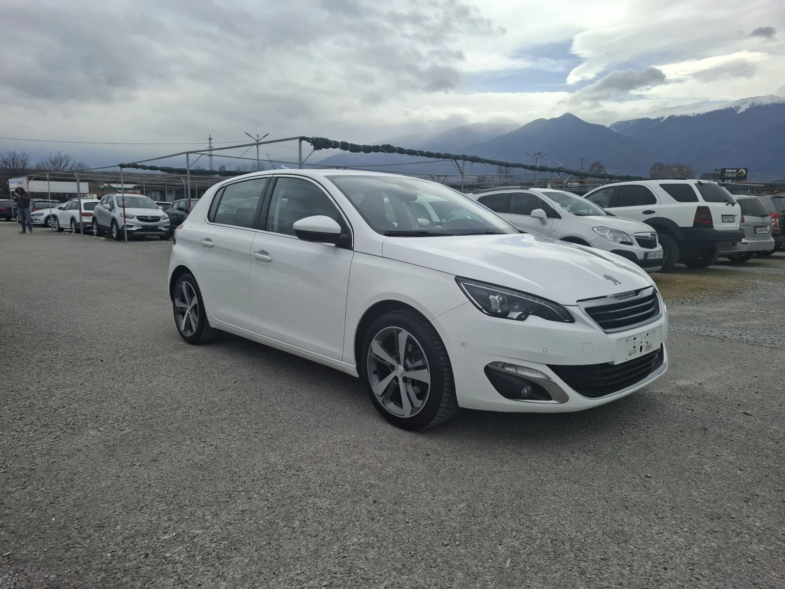 Peugeot 308 1, 6 HDI-115 ps.-ALLURE-KEYLESS, снимка 2 - Автомобили и джипове - 53959095