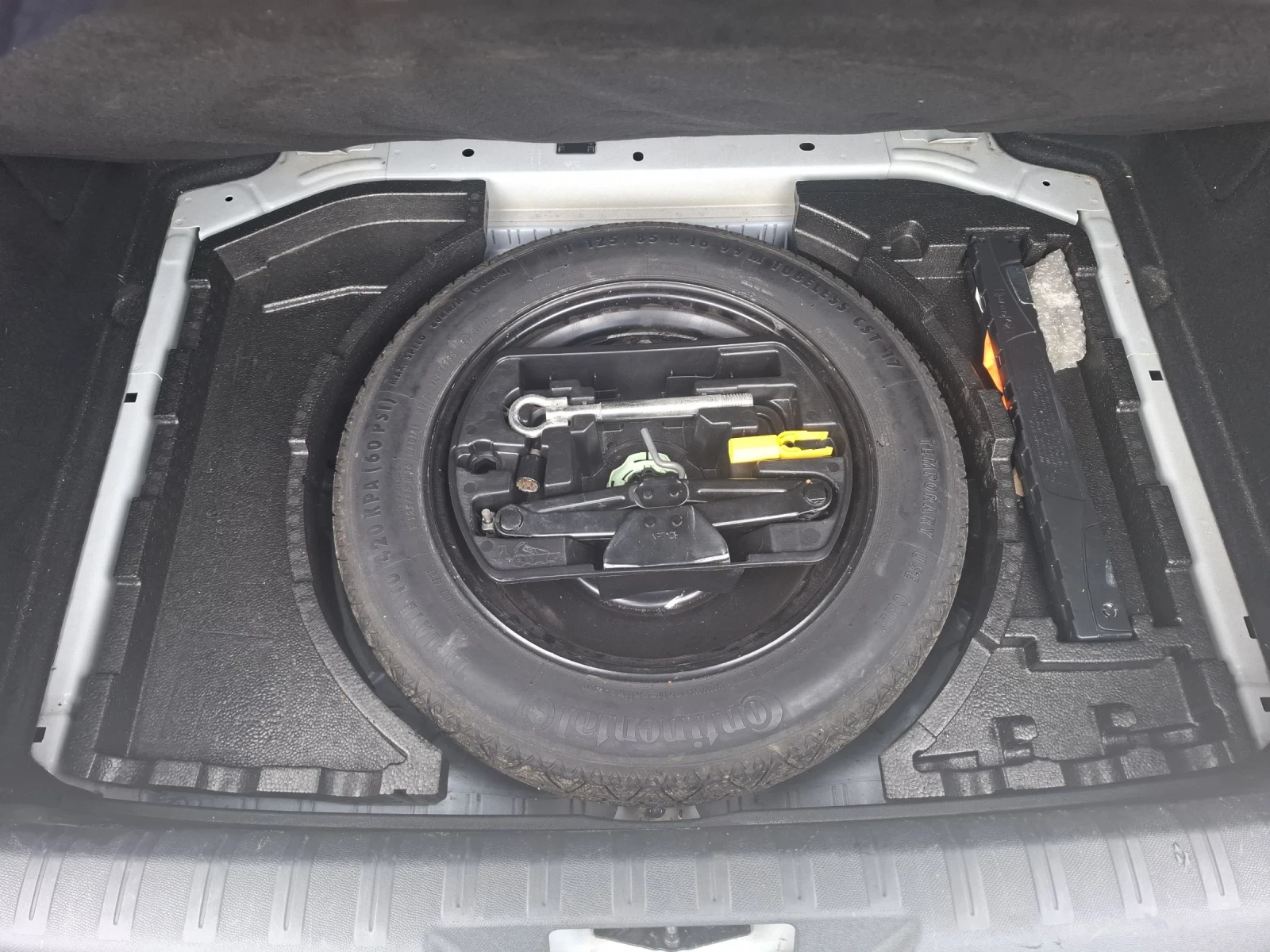 Peugeot 308 1, 6 HDI-115 ps.-ALLURE-KEYLESS, снимка 17 - Автомобили и джипове - 53959095