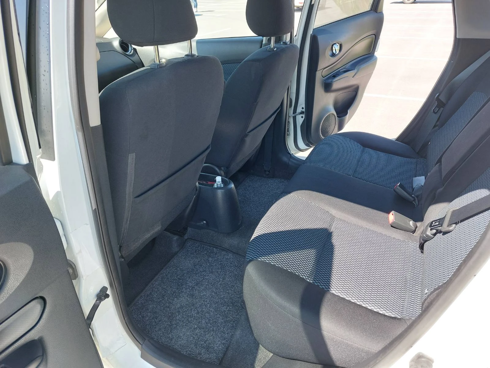 Nissan Note N-TEC, снимка 12 - Автомобили и джипове - 54310072