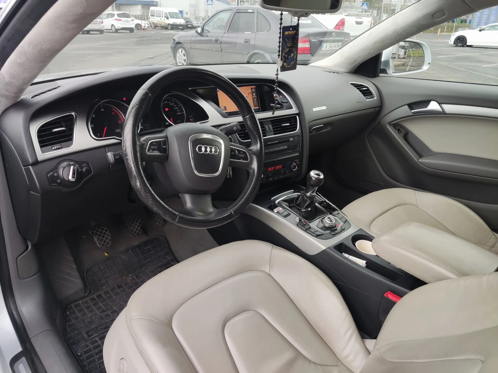 Audi A5 3.0 TDI QUATTRO , снимка 9 - Автомобили и джипове - 54360532