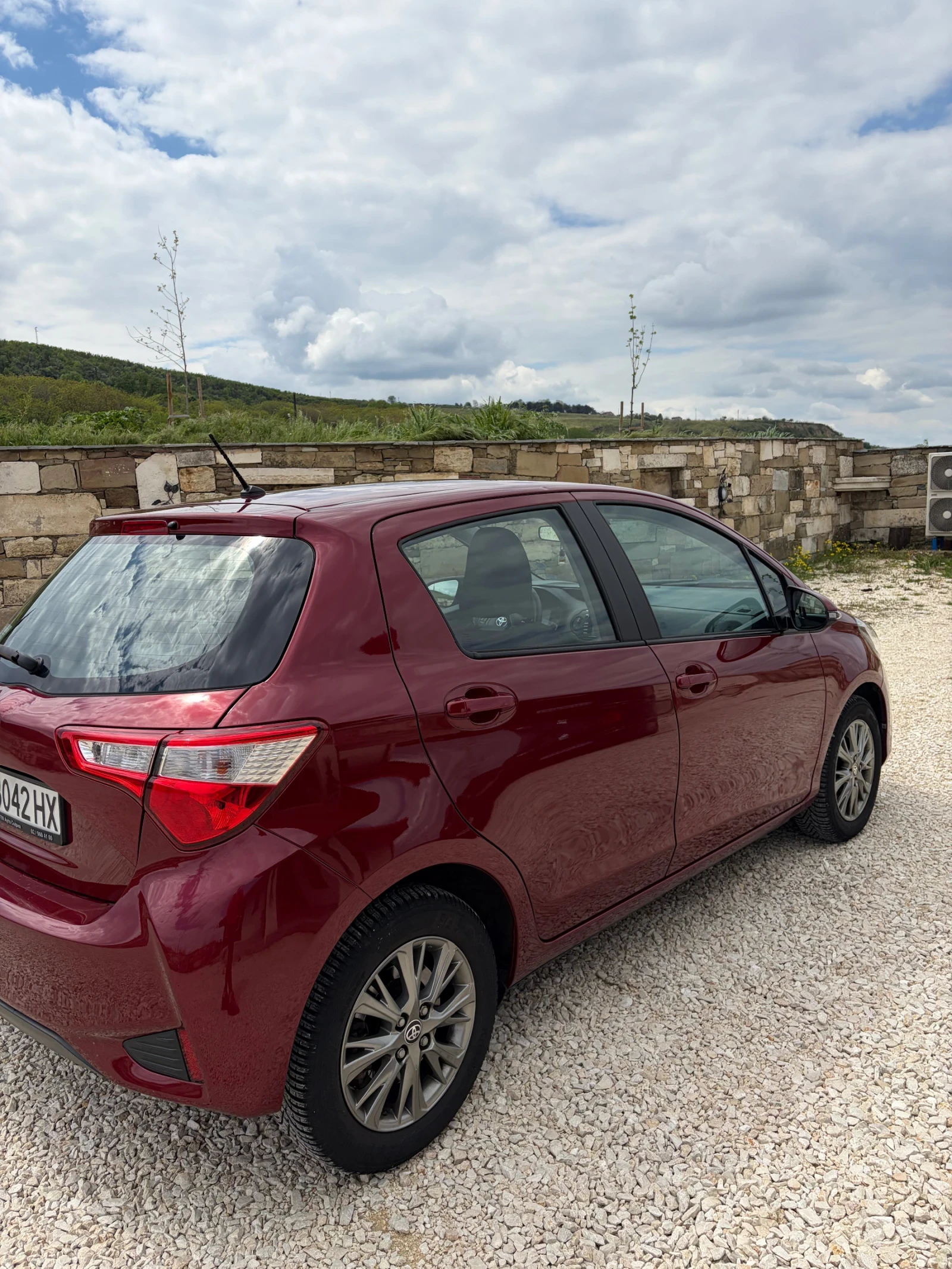 Toyota Yaris, снимка 5 - Автомобили и джипове - 54378990