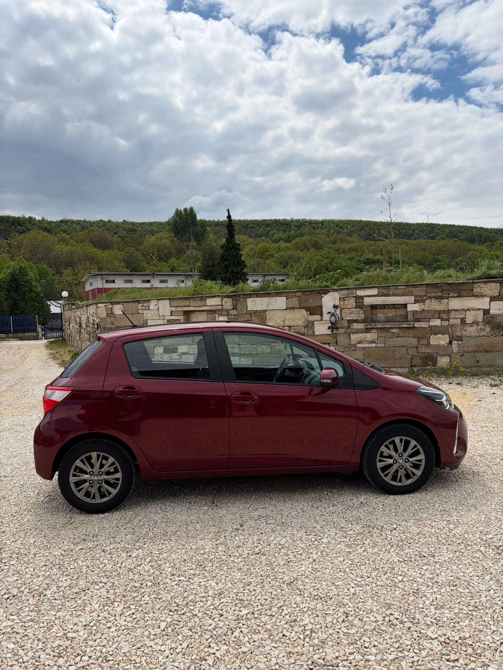 Toyota Yaris, снимка 6 - Автомобили и джипове - 54378990