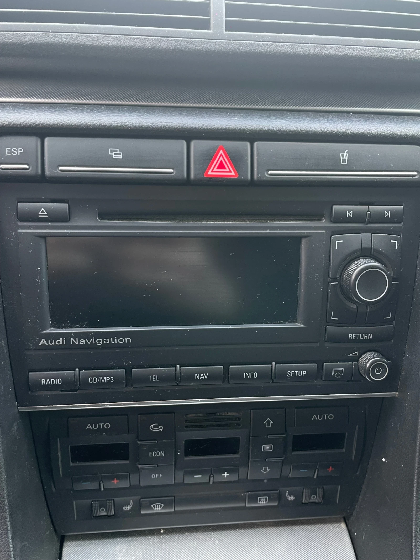 Audi A4, снимка 9 - Автомобили и джипове - 54495561
