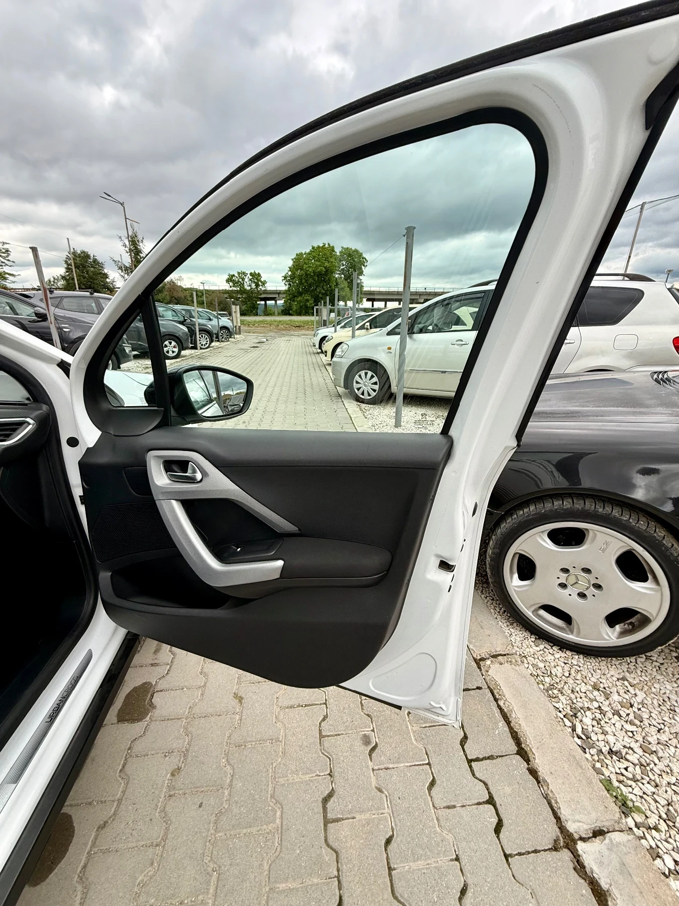 Peugeot 2008 CROSS* Топ* Нов внос* Реална* Бартер* , снимка 6 - Автомобили и джипове - 54665810