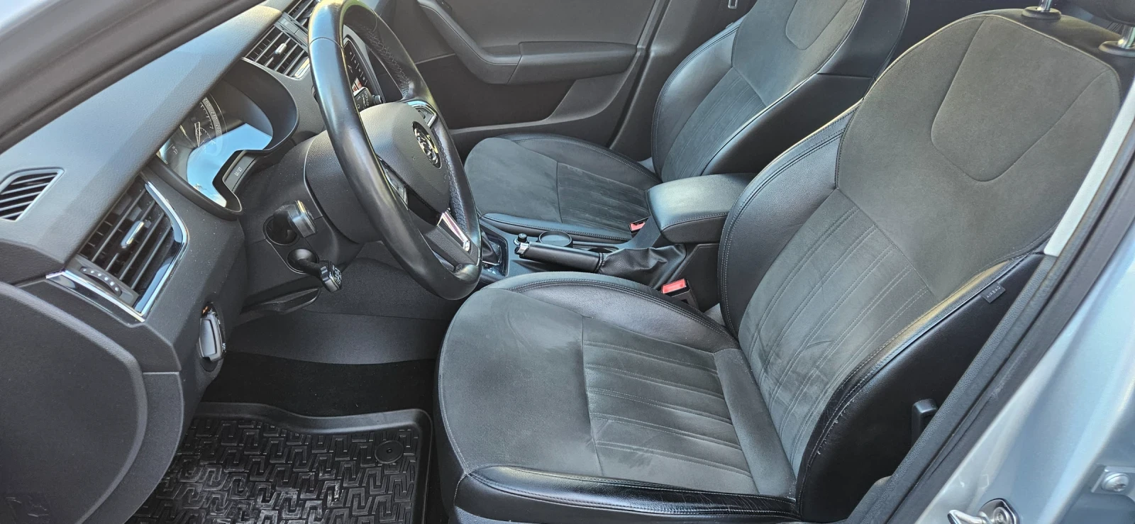 Skoda Octavia 2.0 150кс, снимка 8 - Автомобили и джипове - 54903884