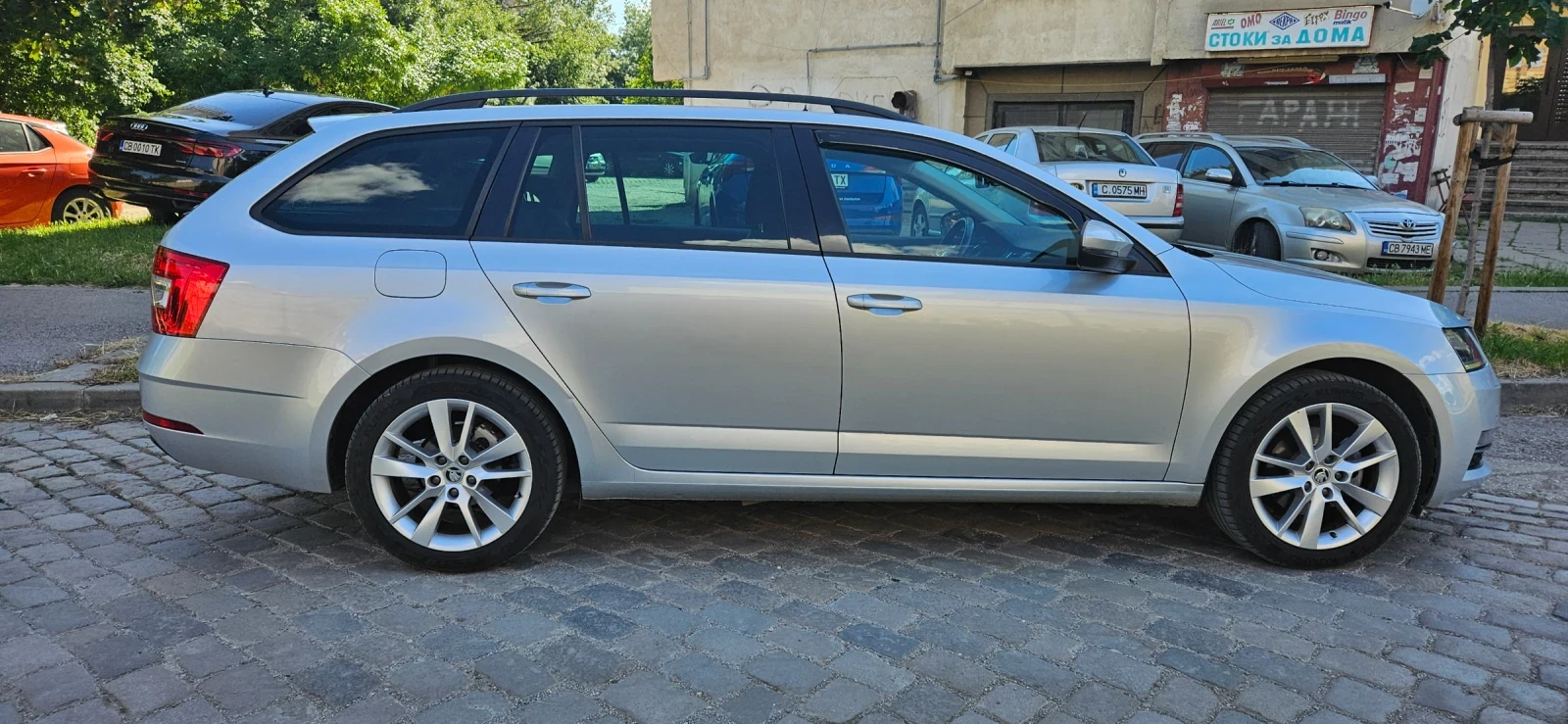 Skoda Octavia 2.0 150кс, снимка 7 - Автомобили и джипове - 54903884