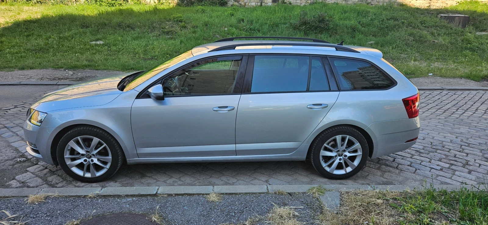 Skoda Octavia 2.0 150кс, снимка 4 - Автомобили и джипове - 54903884
