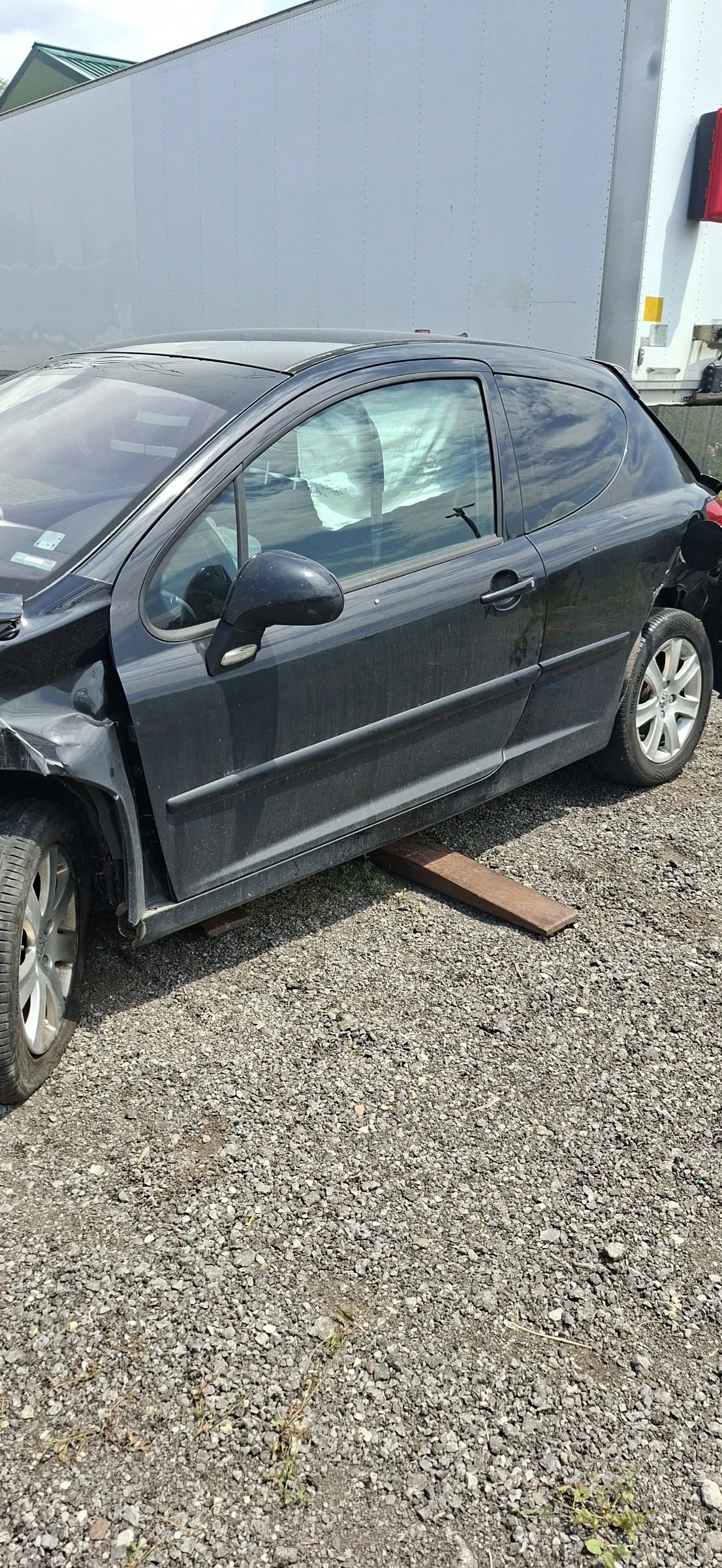 Peugeot 207 1.4 HDI 75кс. Мотор скорости ок , снимка 2 - Автомобили и джипове - 55019412