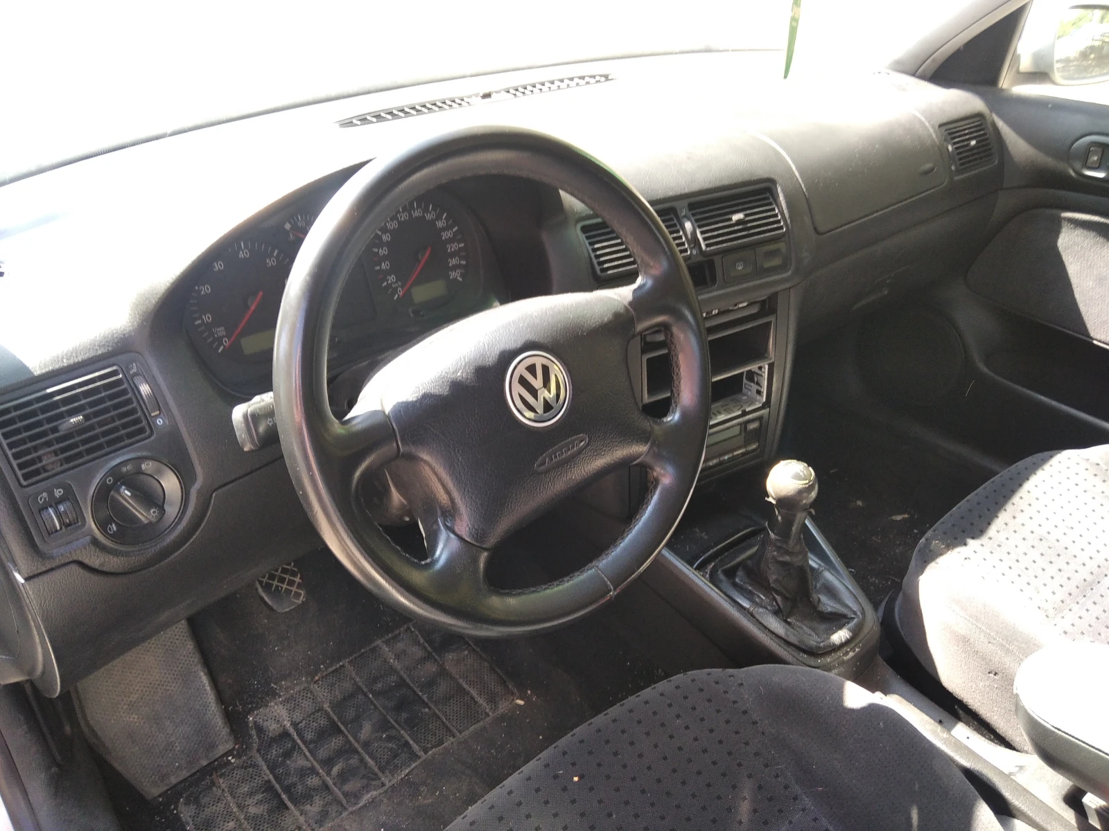 VW Golf, снимка 6 - Автомобили и джипове - 55484672