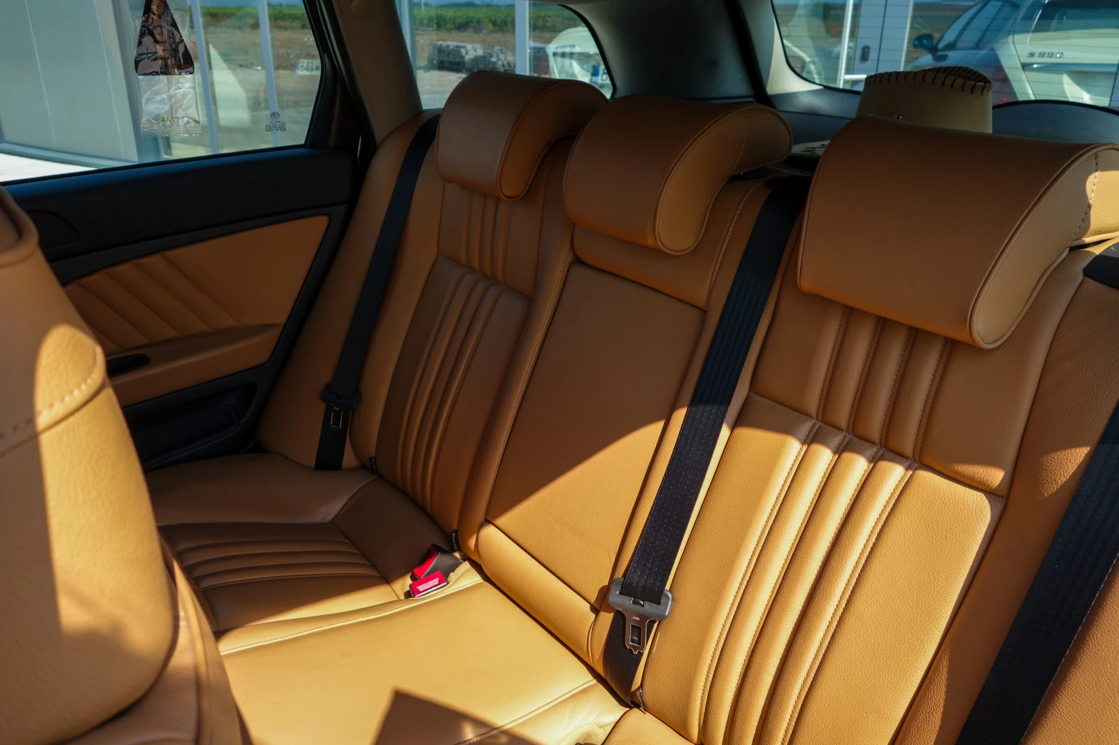 Alfa Romeo 159 sportwagon 2.4 JTDm* подгреви* Dynamic фарове* АВТОКРЕДИТ* , снимка 14 - Автомобили и джипове - 55735260