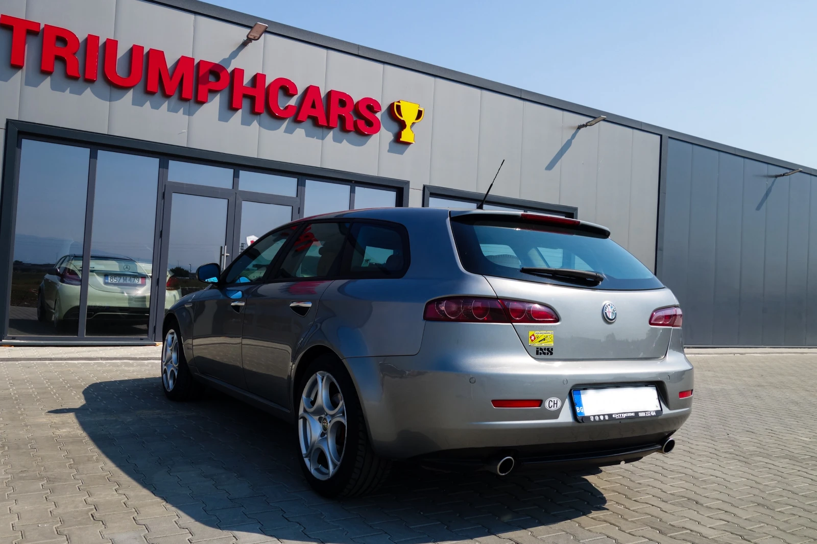 Alfa Romeo 159 sportwagon 2.4 JTDm* подгреви* Dynamic фарове* АВТОКРЕДИТ* , снимка 4 - Автомобили и джипове - 55735260
