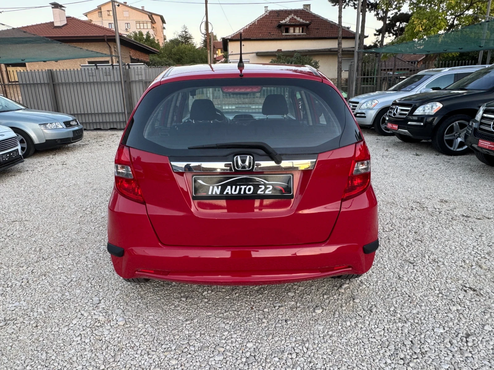 Honda Jazz 1, 2 90k.c. Face!, снимка 6 - Автомобили и джипове - 56170715
