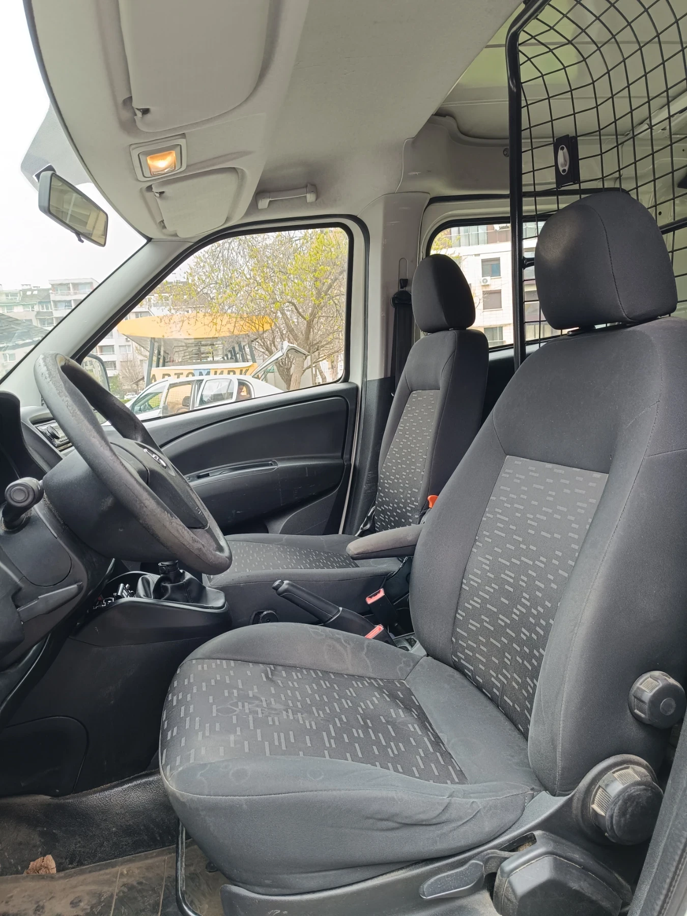 Opel Combo 1.4 CNG метан-бензин, снимка 5 - Автомобили и джипове - 56182390