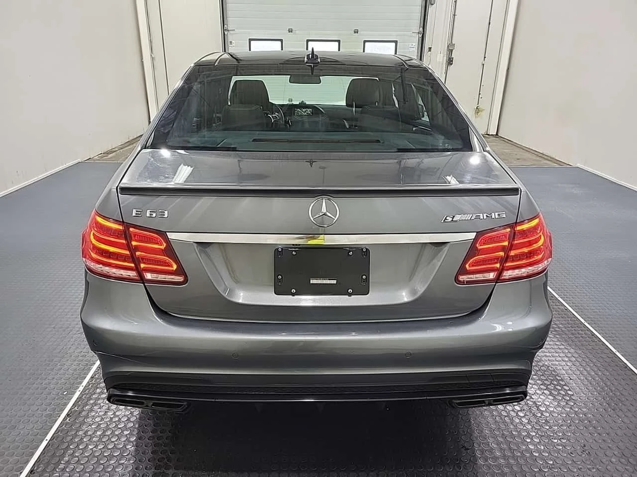 Mercedes-Benz E 63 AMG * E 63 S MODEL * CARFAX * ЦЕНА ДО БГ, снимка 4 - Автомобили и джипове - 56183775